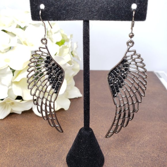 Angel Wing w/Black Beads Hanging Earrings - Picture 3 of 5